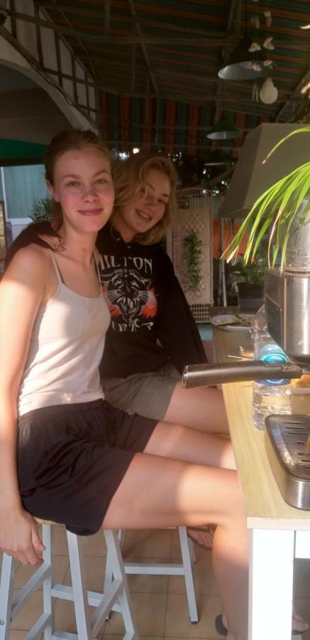 Srikrung Guesthouse Phra Nakhon Si Ayutthaya Esterno foto