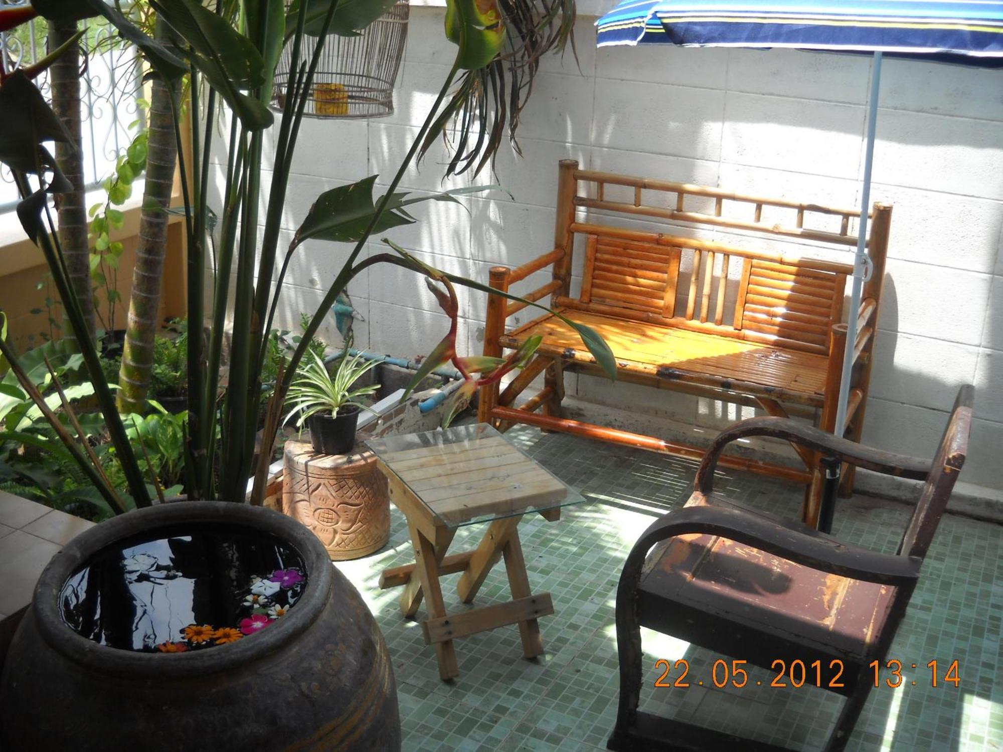 Srikrung Guesthouse Phra Nakhon Si Ayutthaya Esterno foto
