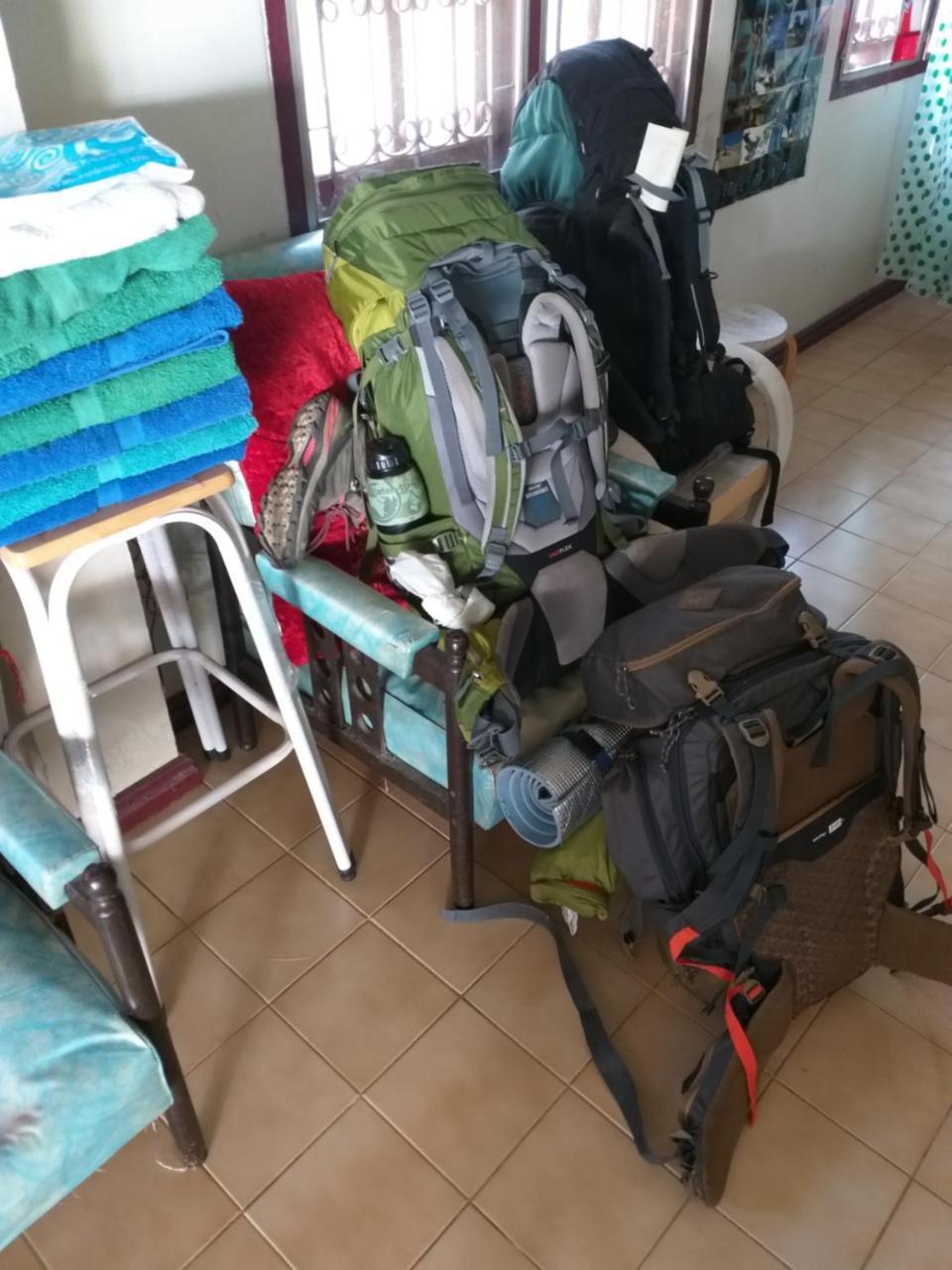 Srikrung Guesthouse Phra Nakhon Si Ayutthaya Esterno foto